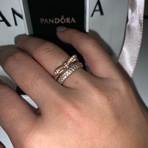 Pandora rose gold bow ring